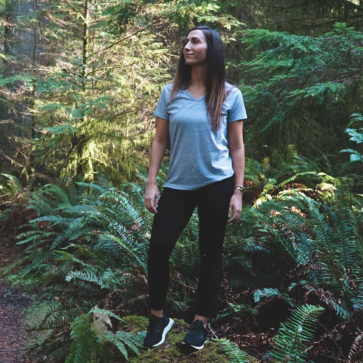 Microweight - Women's Wool V-Neck T-Shirt Woolverino