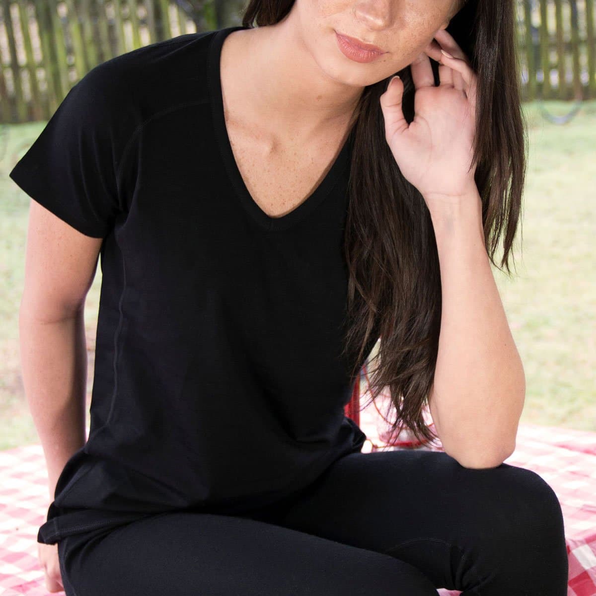 Microweight - Women's Wool V-Neck T-Shirt Woolverino